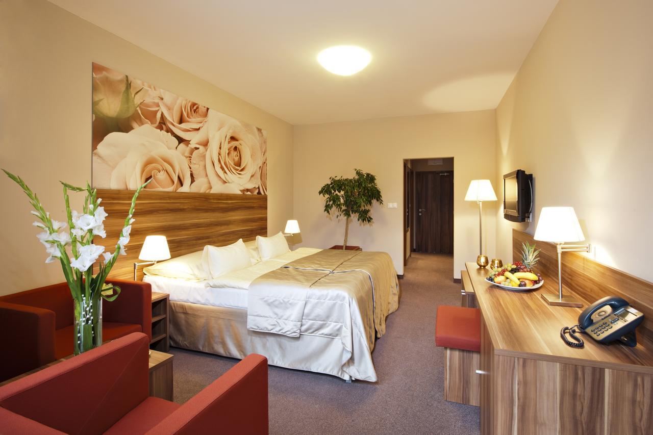 Turčianske Teplice Hotel Velka Fatra المظهر الخارجي الصورة